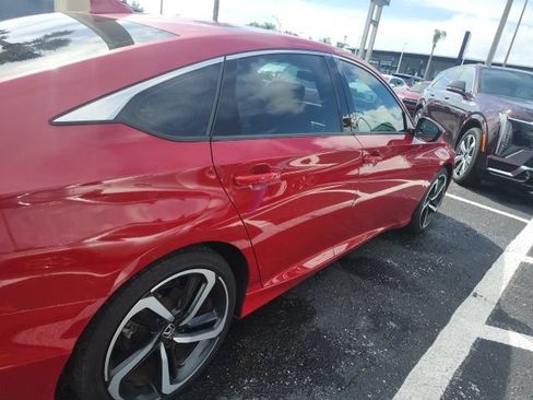 Used 2018 Honda Accord Sport image 4