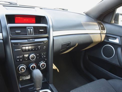 Used 2008 Pontiac G8 RWD image 17