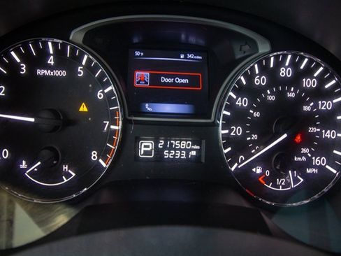 Used 2015 Nissan Altima 2.5 SL w/ Technology Package image 15