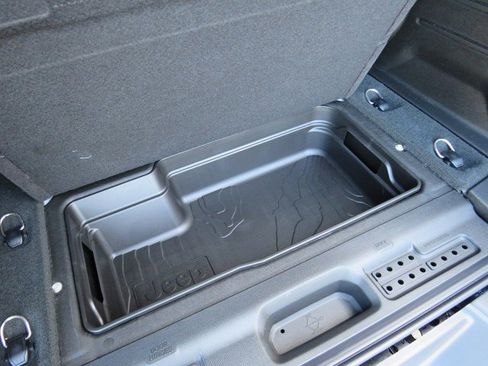 New 2023 Jeep Wrangler Rubicon w/ Steel Bumper Group image 35