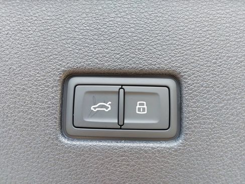 New 2026 Audi Q8 Premium Plus AWD/4WD image 13