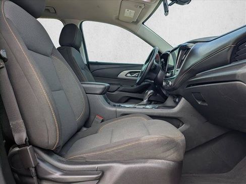 Used 2020 Chevrolet Traverse LT FWD image 20