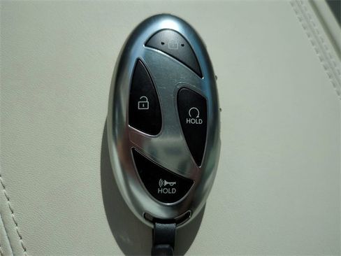 Certified 2025 Hyundai Santa Fe Calligraphy image 37