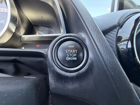 Used 2018 Toyota Yaris iA FWD image 30