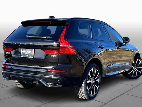 Certified 2023 Volvo XC60 B5 Plus w/ Climate Package image 11
