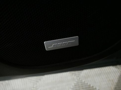 Used 2023 GMC Acadia Denali w/ Denali Ultimate Package image 18