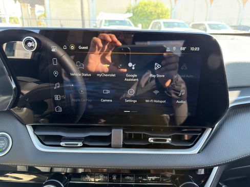 New 2026 Chevrolet Equinox LT w/ LPO, Floor Liner Package image 30