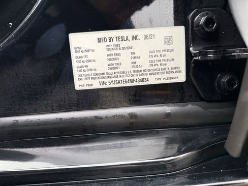 Used 2021 Tesla Model S Plaid image 20