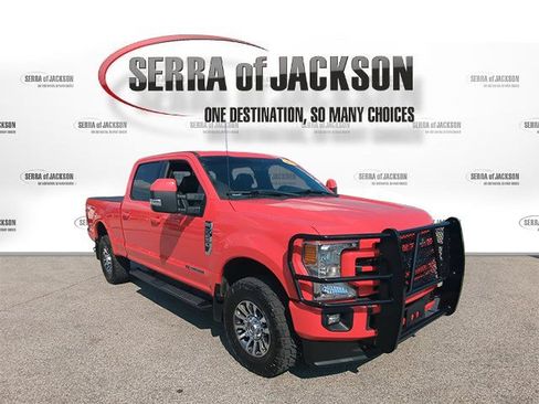 Used 2022 Ford F250 Lariat AWD/4WD image 2