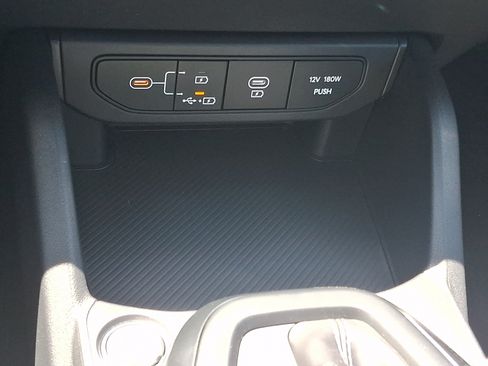New 2026 Kia K4 FWD image 16
