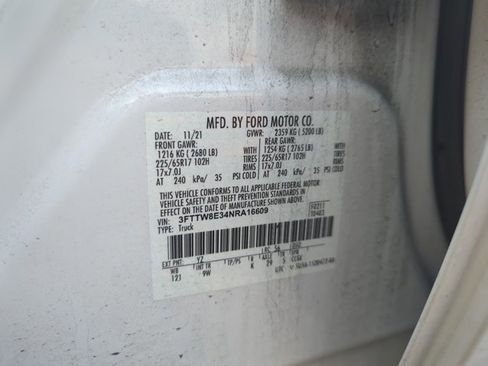 Used 2022 Ford Maverick XL image 27