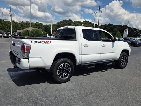 Used 2023 Toyota Tacoma TRD Sport w/ Advanced Technology Package AWD/4WD image 12
