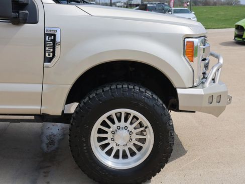 Used 2017 Ford F250 King Ranch w/ King Ranch Ultimate Package image 14