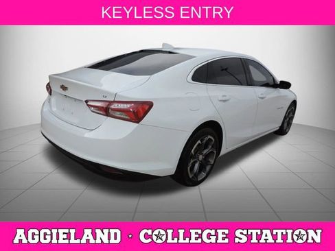 Used 2022 Chevrolet Malibu LT image 4
