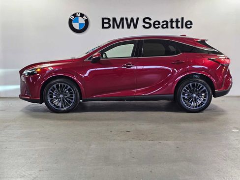 Used 2024 Lexus RX 350 Premium w/ Convenience Package image 3