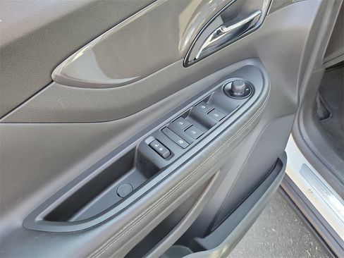 Used 2022 Buick Encore Preferred w/ Safety Package image 21