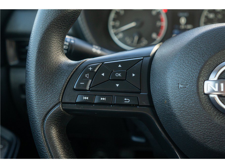Used 2025 Nissan Sentra S FWD image 9
