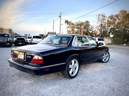 Used 1998 Jaguar XJ8 image 4
