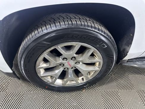 Used 2016 GMC Yukon SLE w/ Convenience Package image 10