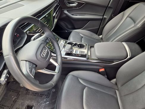 Certified 2022 Audi Q7 3.0T Premium Plus w/ Premium Plus Package AWD/4WD image 17