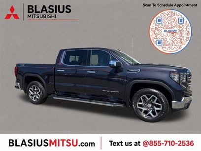 Used 2023 GMC Sierra 1500 SLT w/ SLT Premium Package