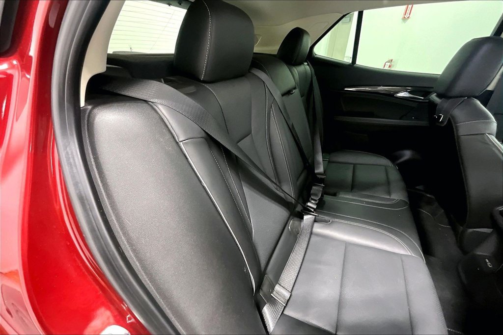 Used 2021 Buick Envision Essence w/ Sport Touring Package FWD image 34