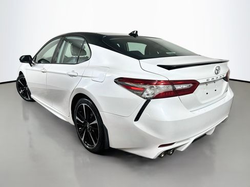 Certified 2019 Toyota Camry XSE FWD image 5