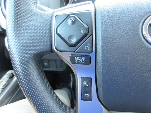 Used 2023 Toyota Tacoma SR5 w/ Technology Package AWD/4WD image 25