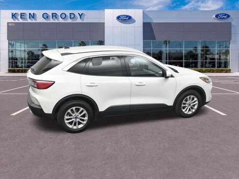 Used 2021 Ford Escape SE AWD/4WD image 13