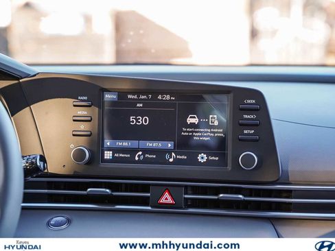 New 2026 Hyundai Elantra Sport FWD image 17