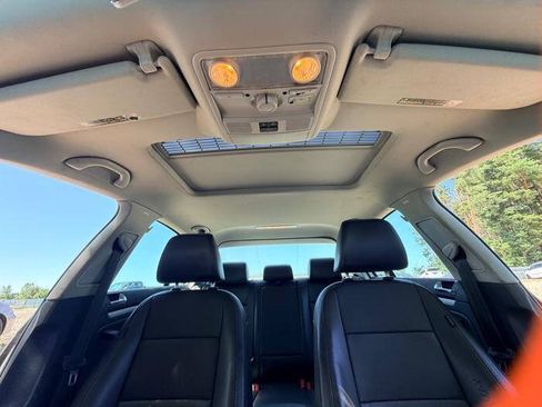 Used 2009 Volkswagen Jetta SE FWD image 29