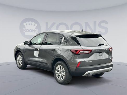 New 2026 Ford Escape Active w/ Cold Weather Package image 4
