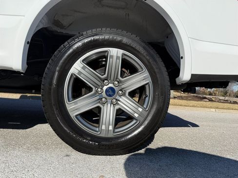 Used 2018 Ford F150 Lariat image 30