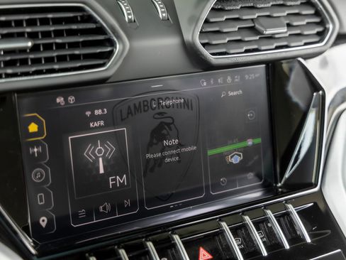 Used 2024 Lamborghini Urus S AWD/4WD image 33