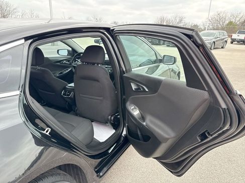 Used 2020 Chevrolet Malibu LT image 22