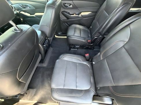 Used 2020 Chevrolet Traverse Premier AWD/4WD image 12