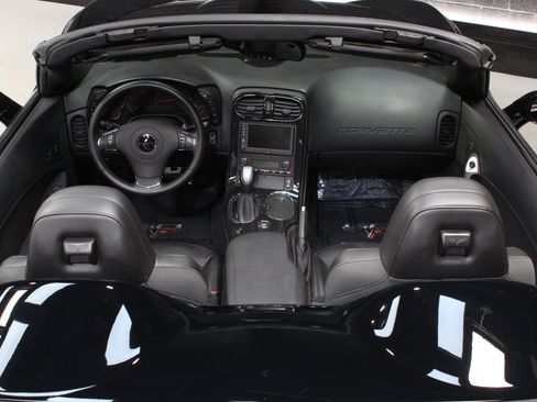 Used 2013 Chevrolet Corvette Grand Sport w/ 3LT Preferred Equipment Group RWD image 38