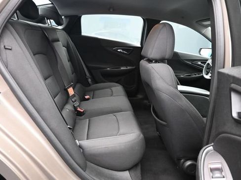 Used 2024 Chevrolet Malibu LT FWD image 16