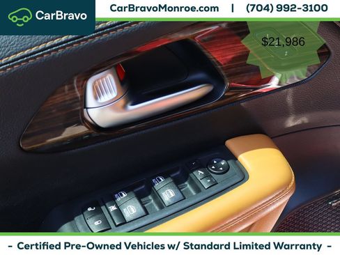 Used 2021 Chrysler Pacifica Pinnacle FWD image 17