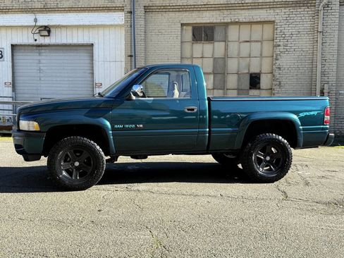 Used 1997 Dodge Ram 1500 Truck 4x4 Regular Cab image 4