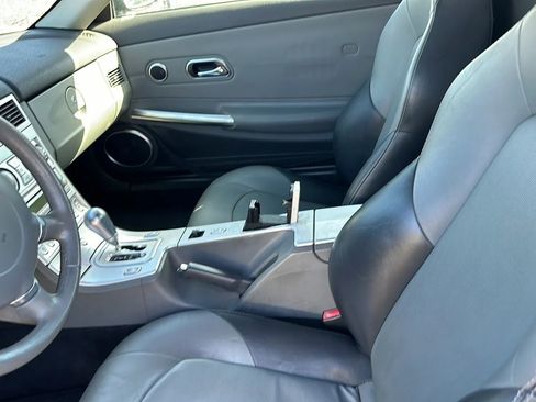 Used 2005 Chrysler Crossfire Limited image 19