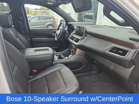 Used 2024 Chevrolet Suburban High Country AWD/4WD image 25