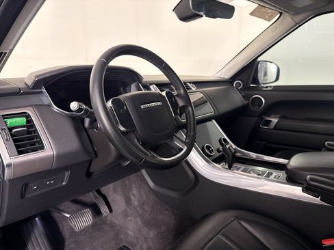 Used 2020 Land Rover Range Rover Sport HSE AWD/4WD image 4