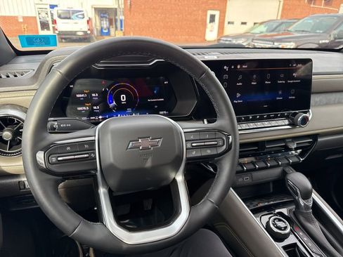 Used 2023 Chevrolet Colorado ZR2 w/ ZR2 Convenience Package III image 20