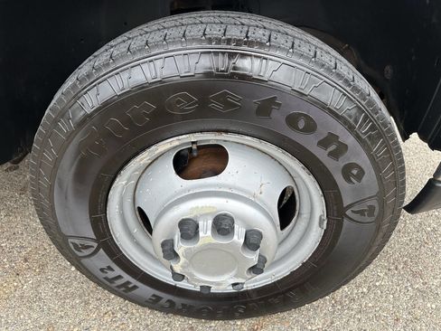 Used 2006 Chevrolet Silverado 3500 2WD Regular Cab image 22