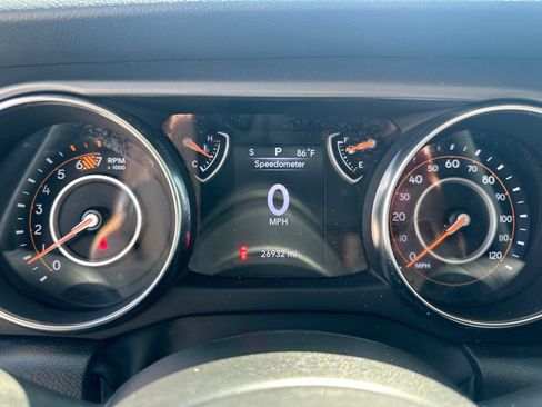 Used 2023 Jeep Wrangler Unlimited Sport AWD/4WD image 22