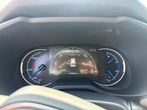 Used 2023 Toyota RAV4 XLE Premium AWD/4WD image 27