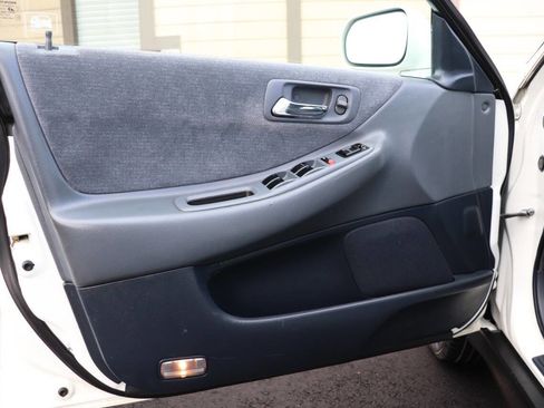 Used 2001 Honda Accord LX image 19