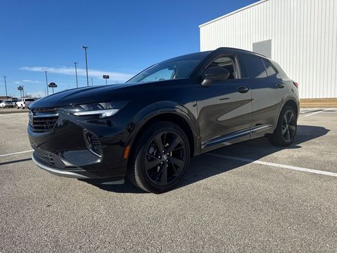 Used 2023 Buick Envision Essence w/ Sport Touring Package image 2
