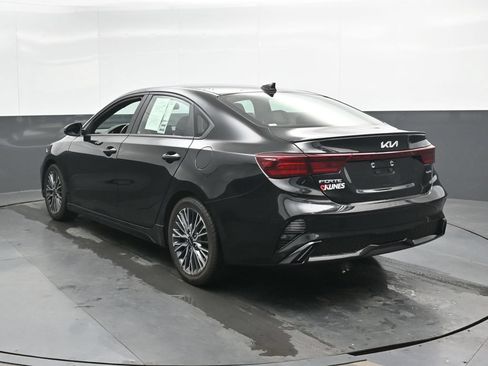 Used 2023 Kia Forte GT-Line w/ GT-Line Premium Package FWD image 11